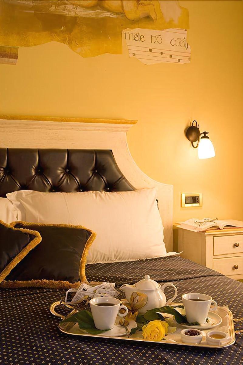 Relais Madonna Di Campagna Hotell Bastia Umbra Eksteriør bilde